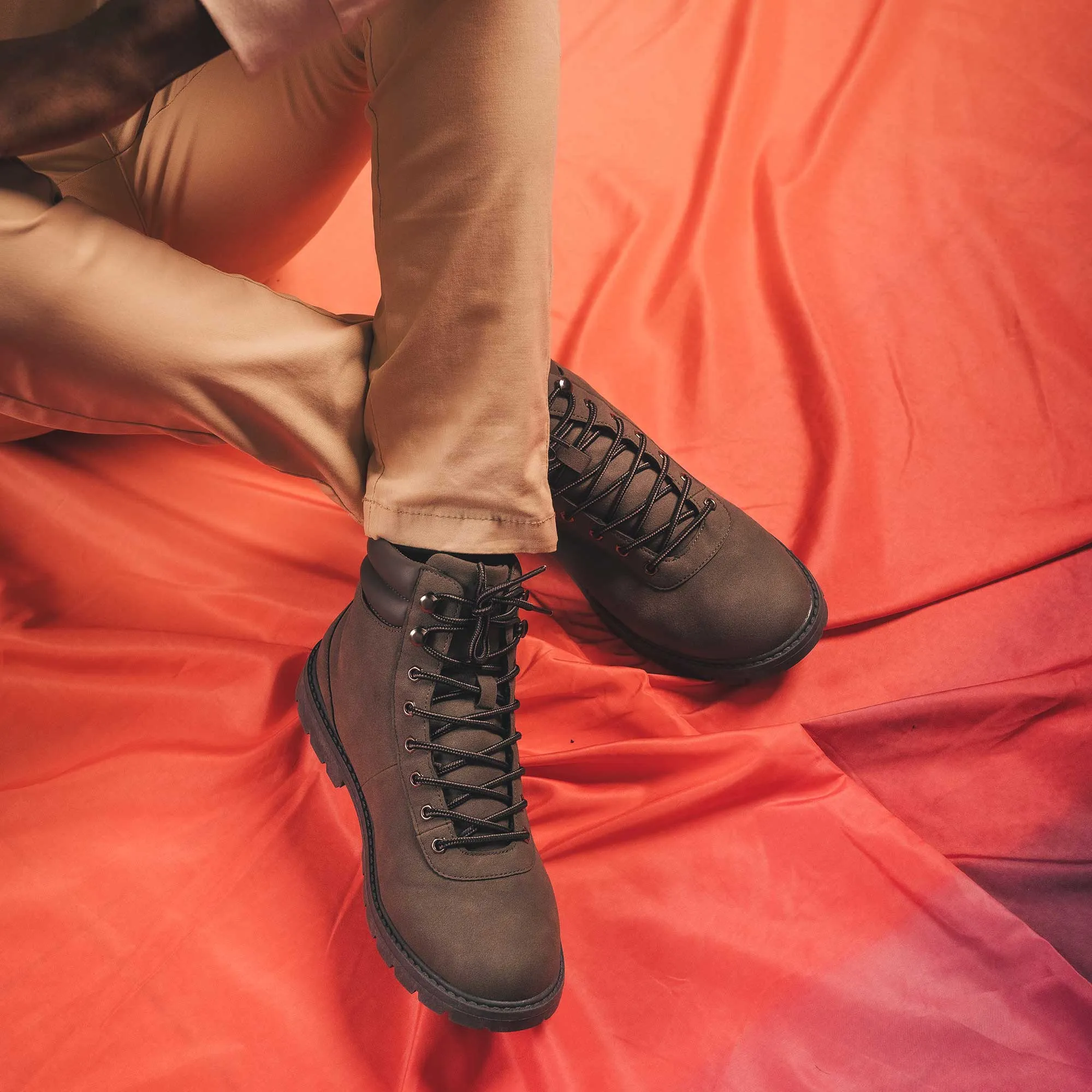 ADAR Grey Pre-Loved