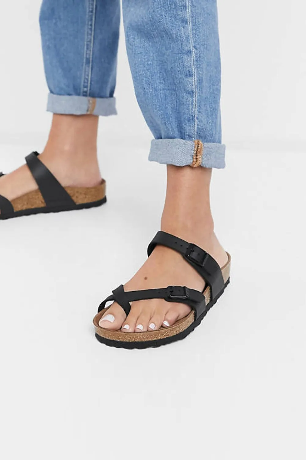 BLACK SOFT FOOTBED CROSS STRAP SANDALS